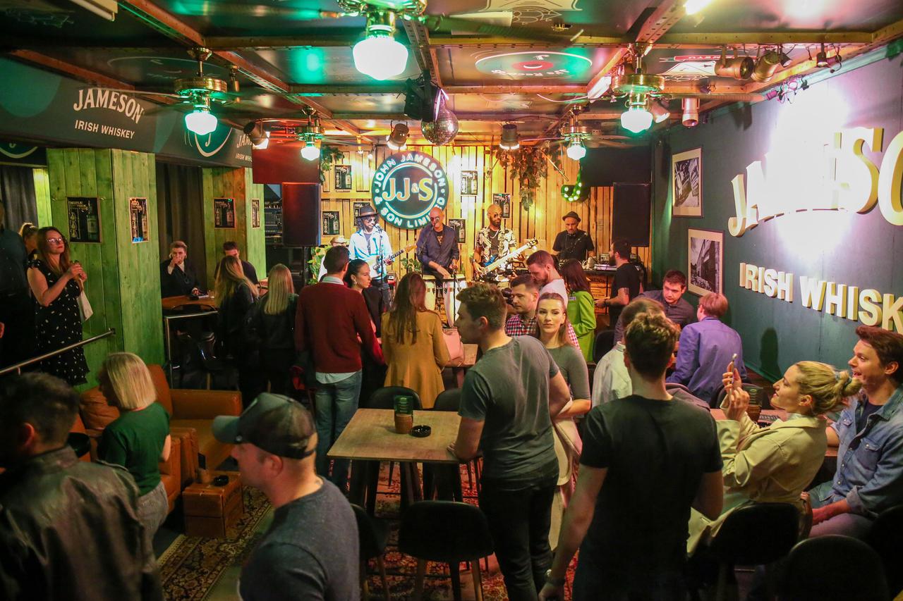 U prostoru BP kluba otvorio se jazz pop up John Jameson Record Store