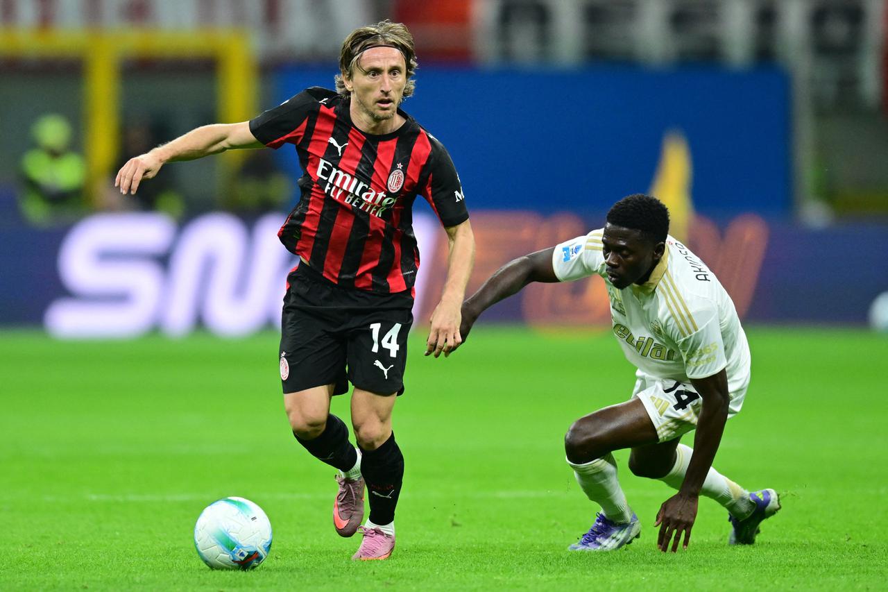Serie A - AC Milan v Pisa SC