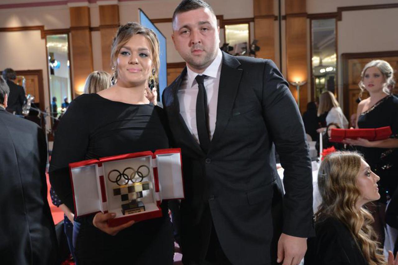 Edis Elkasević i Sandra Perković