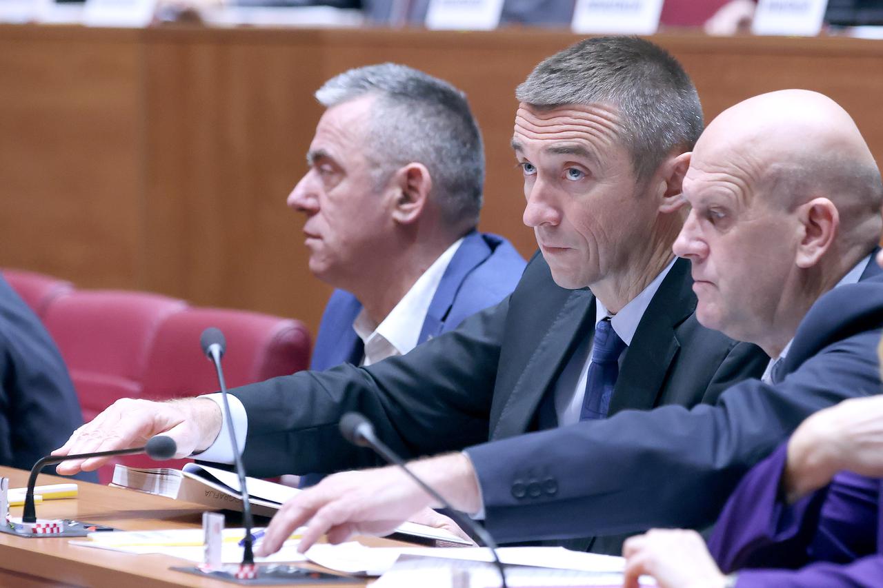 Zagreb: Sabor glasovao o raspravljenim točkama dnevnog reda