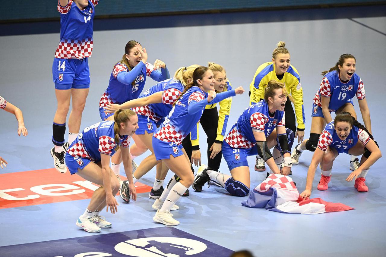 Hrvatska pobijedila Dansku i osvojila bron?anu medalju na Euru u Danskoj
