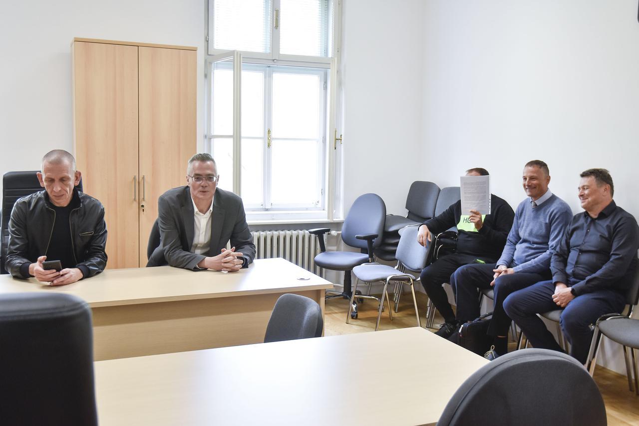 Zagreb: Suđenje Peri Šarcu i drugim dilerima