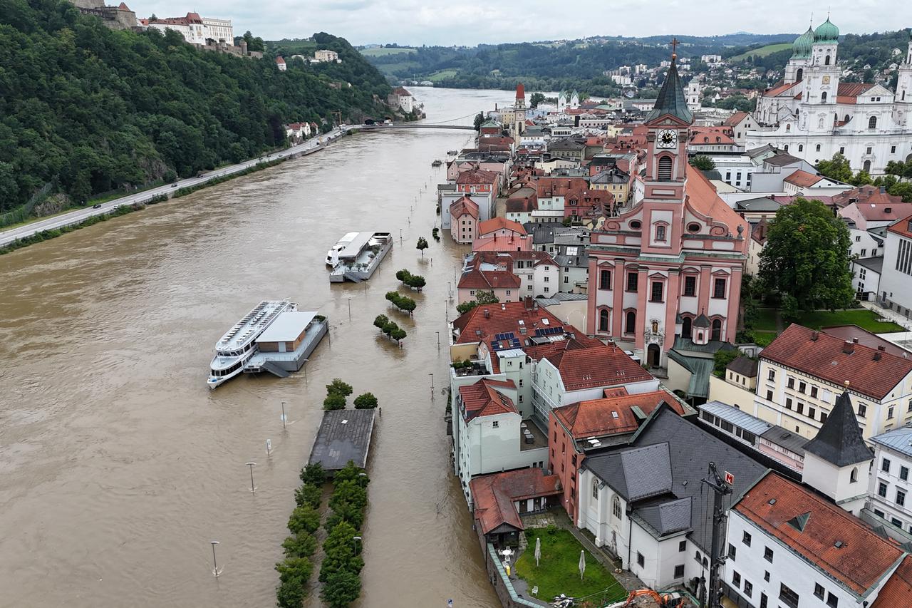 High water levels and heavy rainfalls in Bavaria