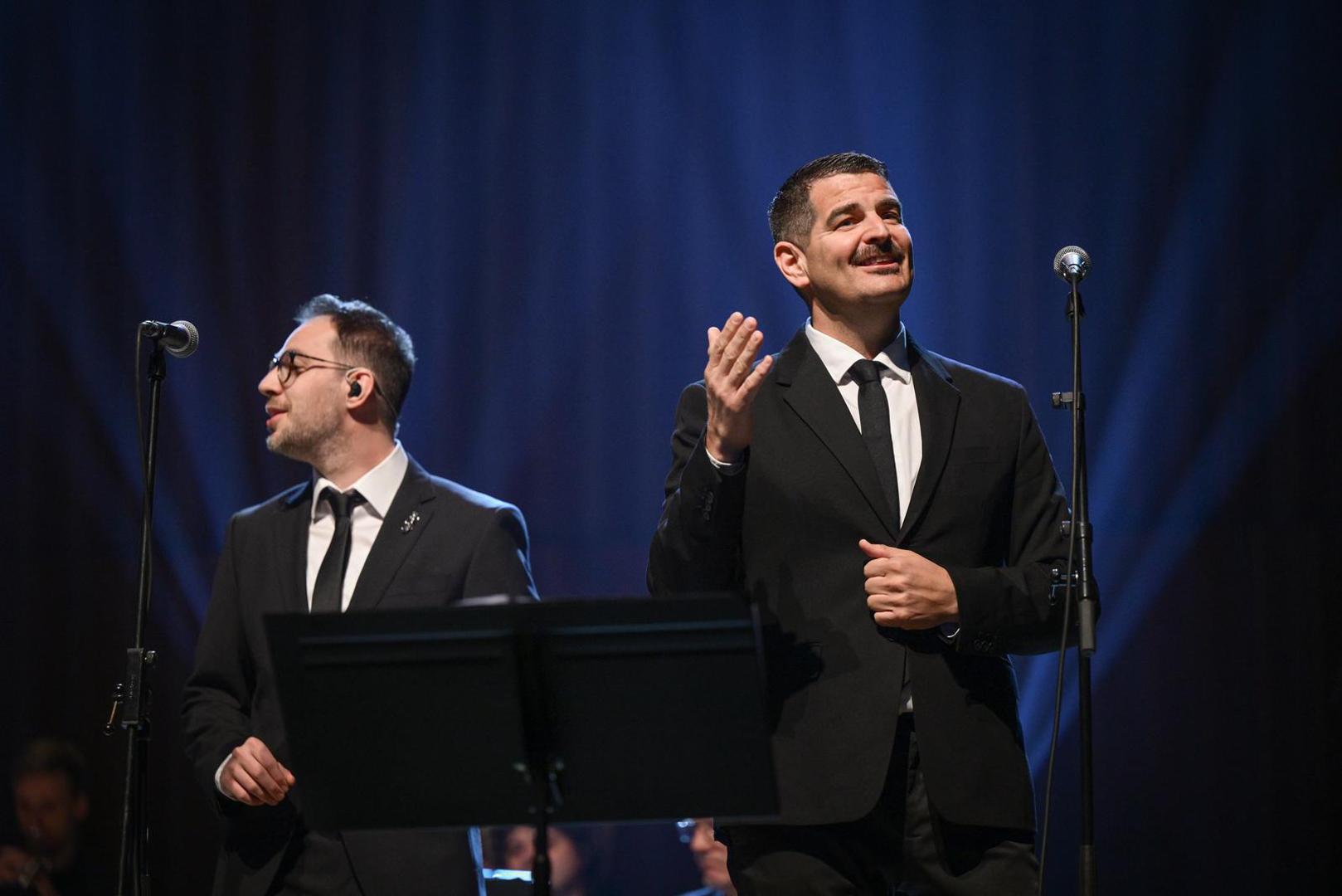 Kako je bilo na koncertu, pogledajte u našoj fotogaleriji.