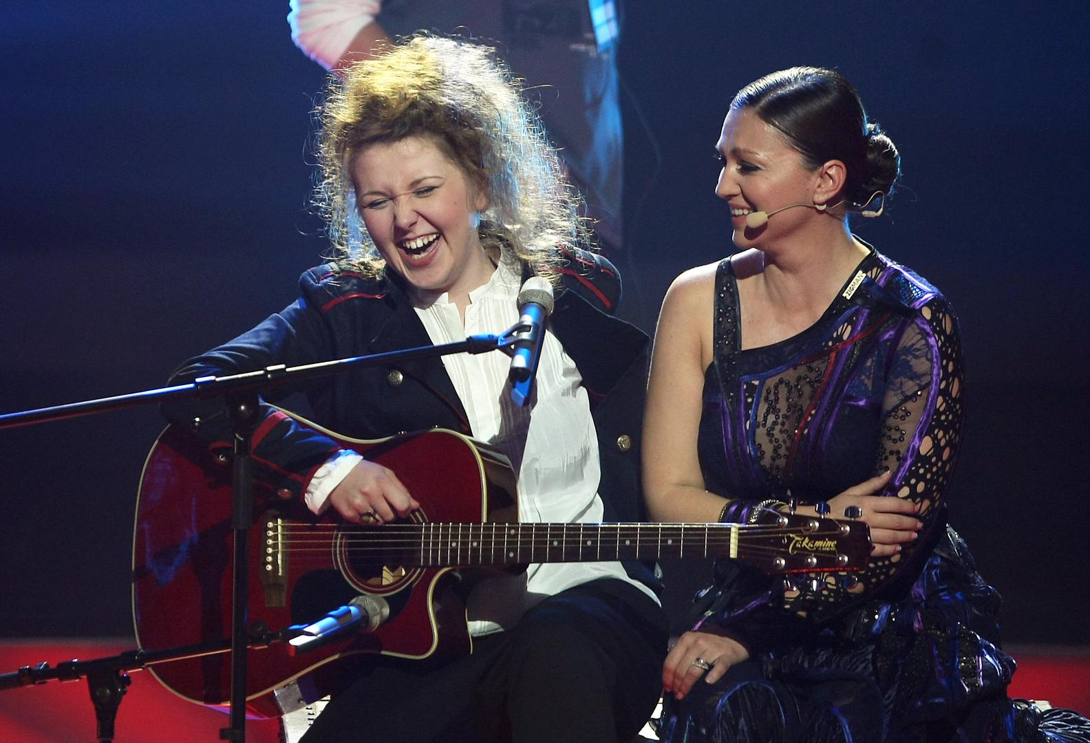 Riječ je o Viktoriji Novosel, pobjednici showa "Supertalent" iz 2010. godine, koja je nakon velikog uspjeha odlučila živjeti daleko od medijske pozornosti. 