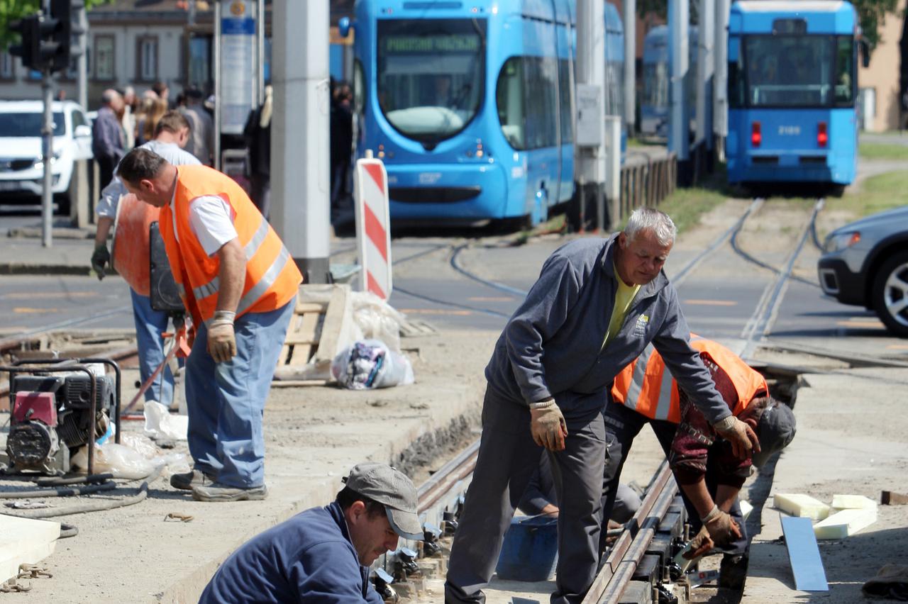  Radovi na tramvajskim tracnicama. Photo: Goran Jakus/PIXSELL