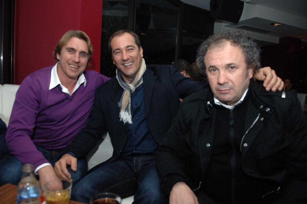 '19.12.2009 Split ,Hrvatska sinoc je odrzana brucosijada aspire ,skole za sportski menadjment u splitu ,na slici alen boksic i zeljko kerum koji su potencijalni buduci polaznici skole te igor stimac p