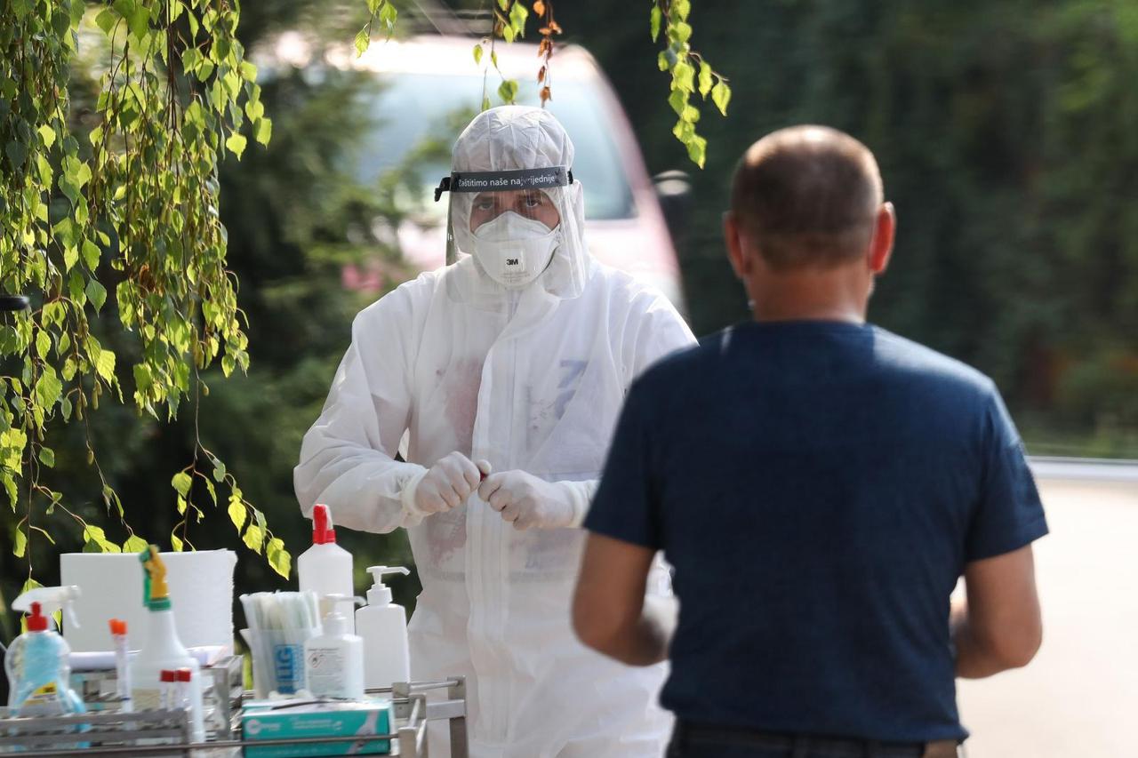 Zagreb: Drive in testiranje na COVID-19 pojeftinilo na 501 kunu