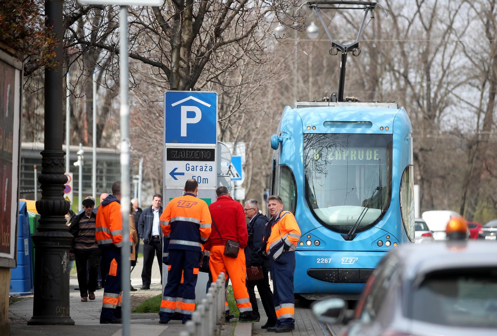 06.03.2024., Zagreb - Tramvaj linije 8 kod Langovog trga naletio je na musku osobu koja se nalazila na tracnicama. Intervencijom vatrogasaca osoba je spasena te prevezena u bolnicu. Photo: Slavko Midzor/PIXSELL