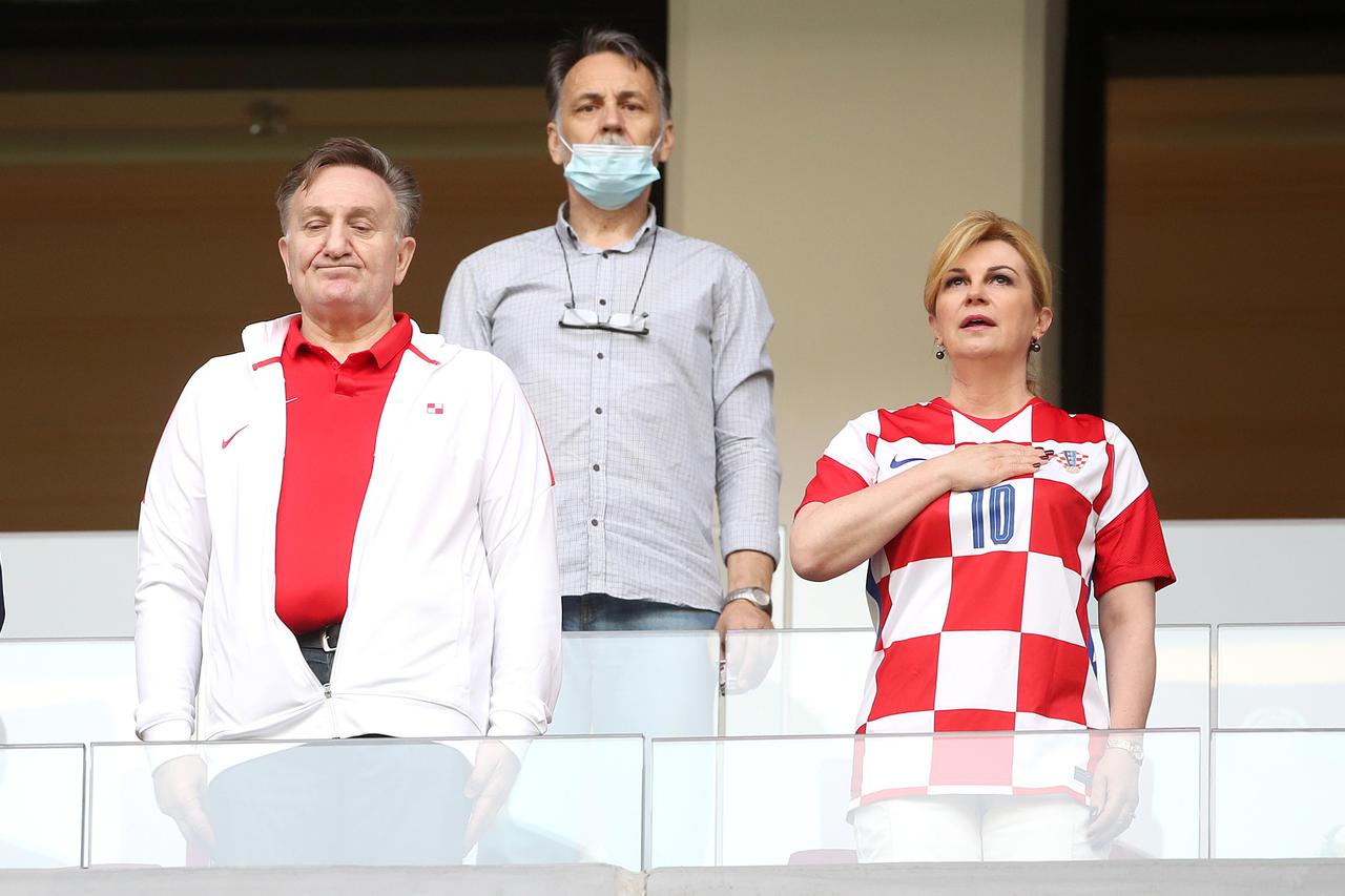 Doha: Prijateljska nogometna utakmica Hrvatska - Slovenija