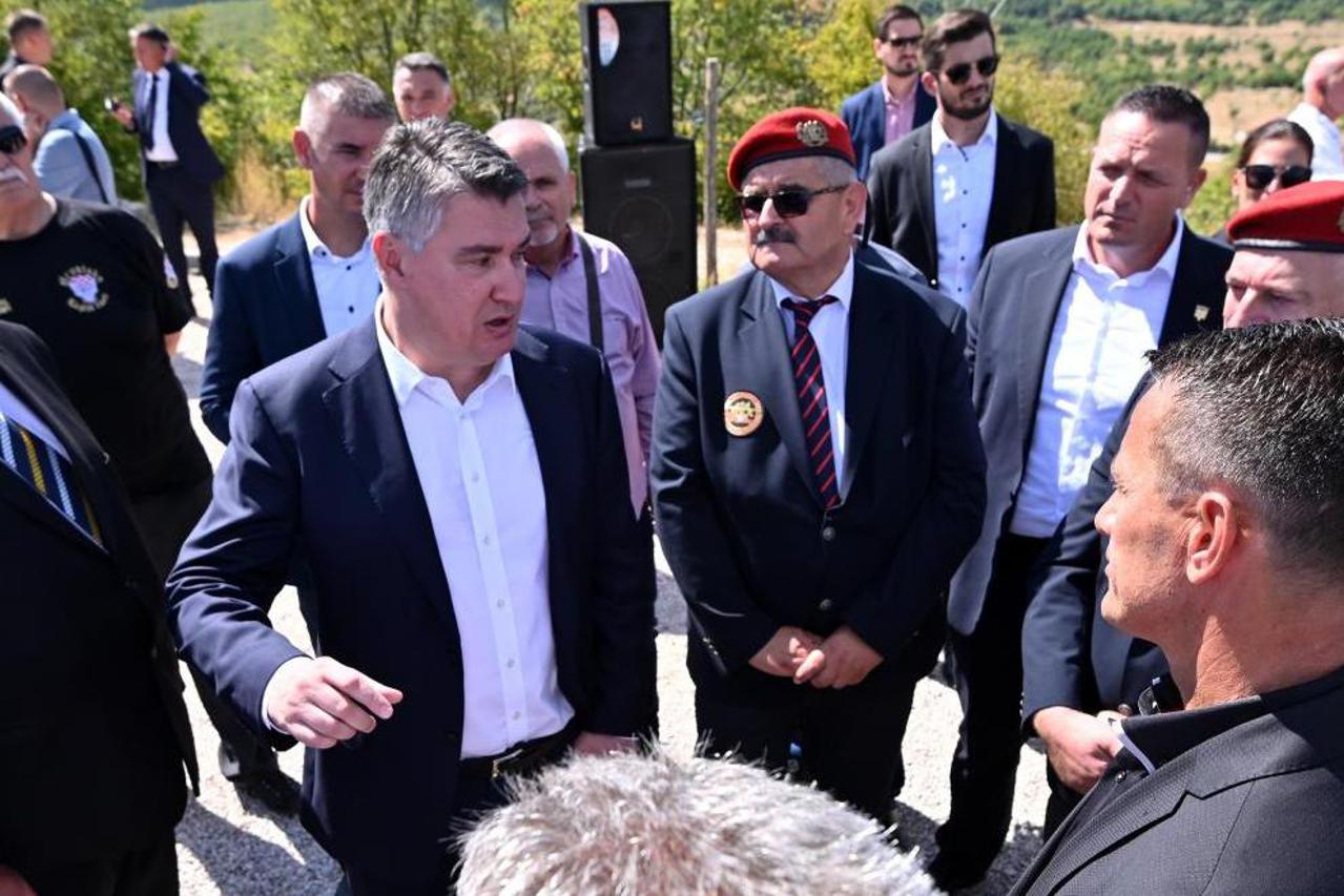 Milanović na obilježavaju 30. obljetnice stradanja civilnih žrtava Kijeva