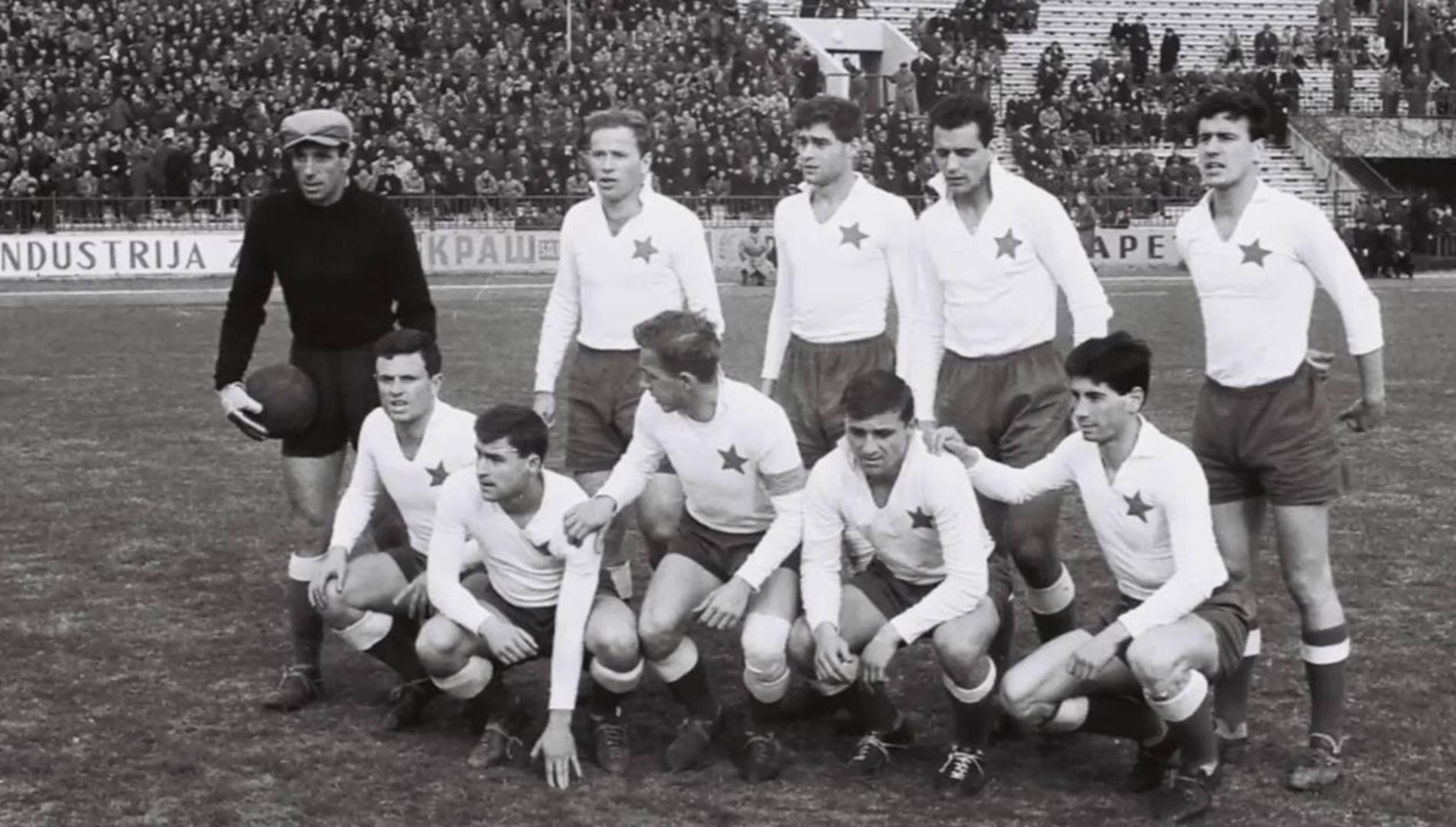 Hajduk 1960. godine (Žanetić četvrti slijeva u gornjem redu):