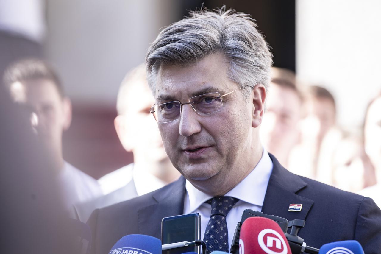 Split: Premijer Andrej Plenković i suradnici iz splitskog HDZ-a obrtili su se medijima