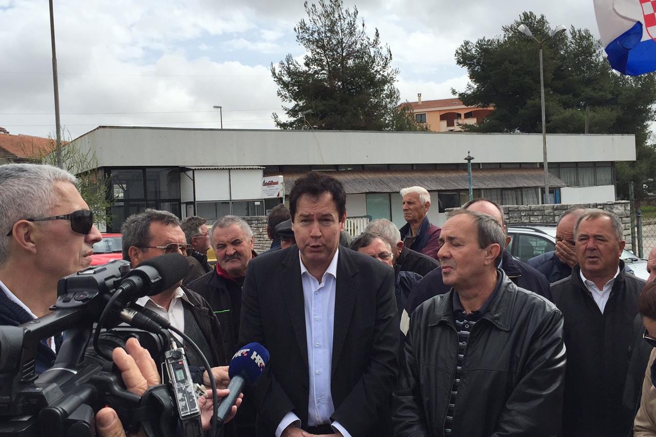 vedran uranija prosvjed radnika croatia line zadar