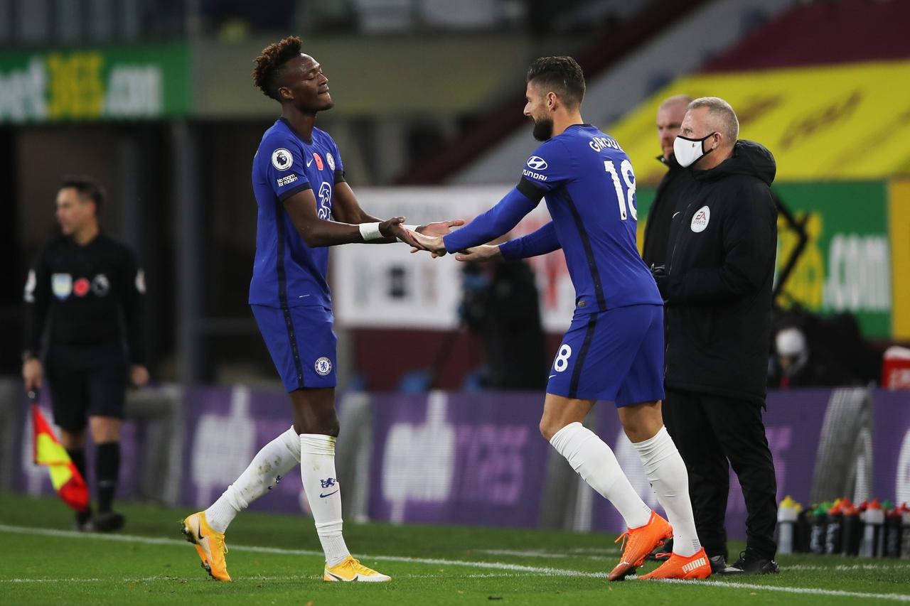 Premier League - Burnley v Chelsea