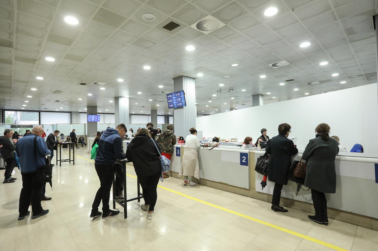 Zagreb: PU zagrebačka u Ulici grada Vukovara 