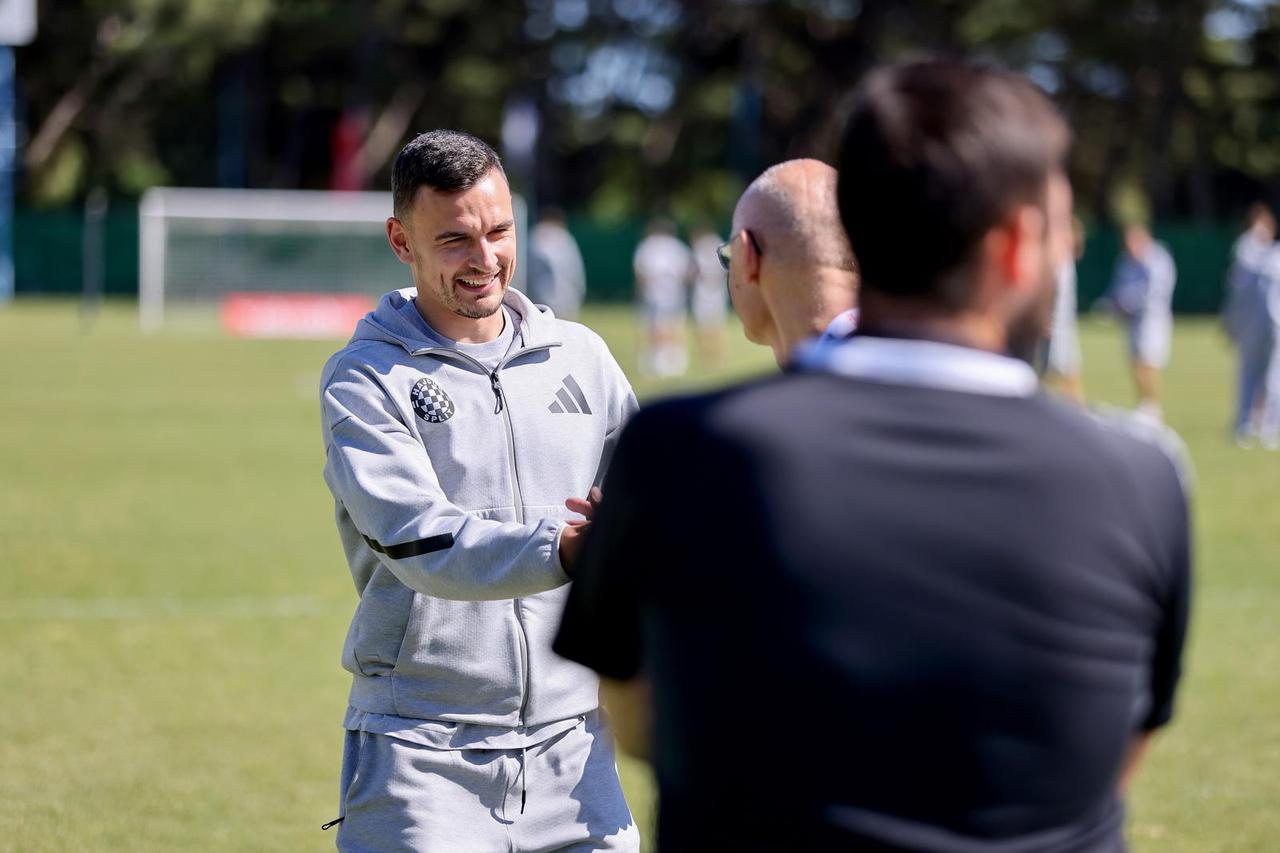 Šibenik: Zagrijavanje igrača uoči utakmice Šibenik - Hajduk