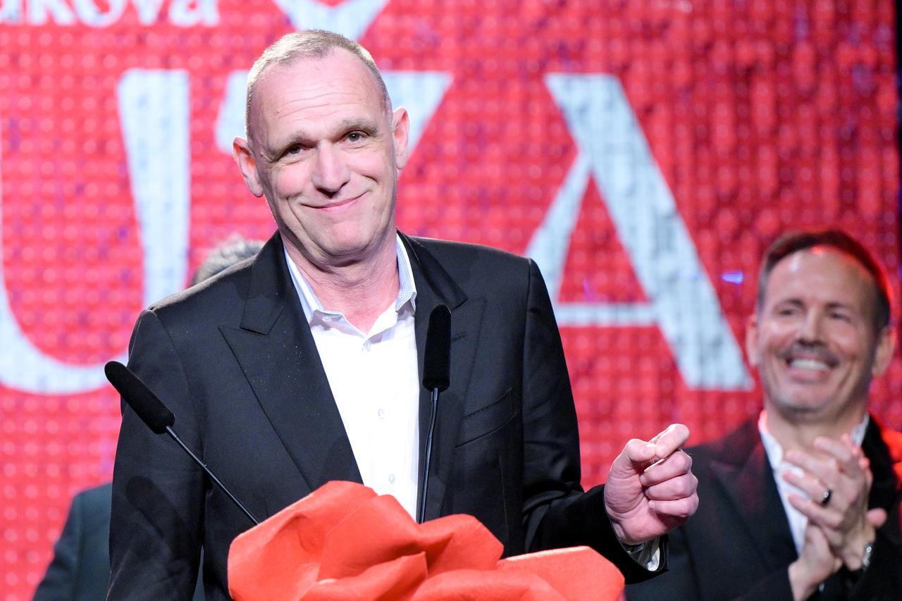 Zagreb: Dodjela medijske nagrade "Večernjakova ruža" u Hrvatskom narodnom kazalištu