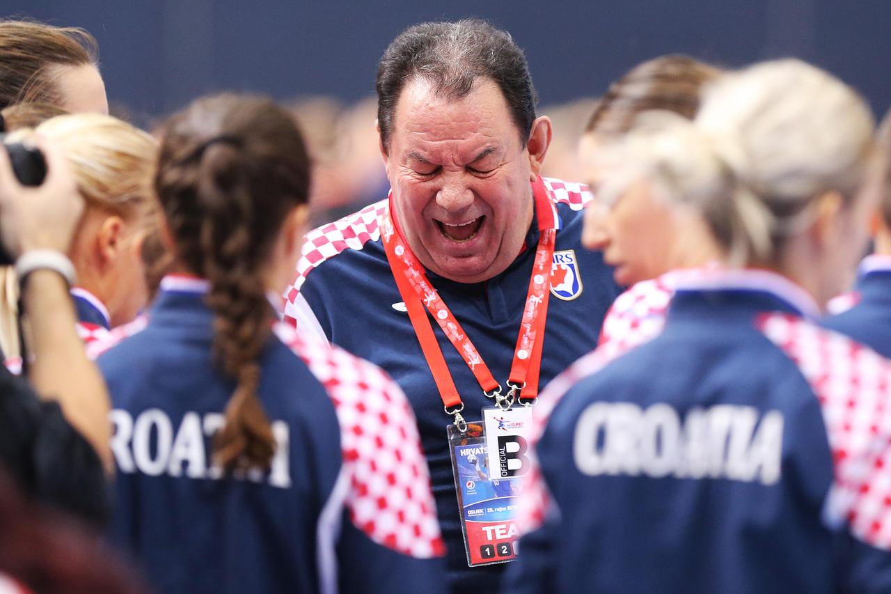 Osijek: Kvalifikacijska utakmica za žensko rukometno EP, Hrvatska - Island
