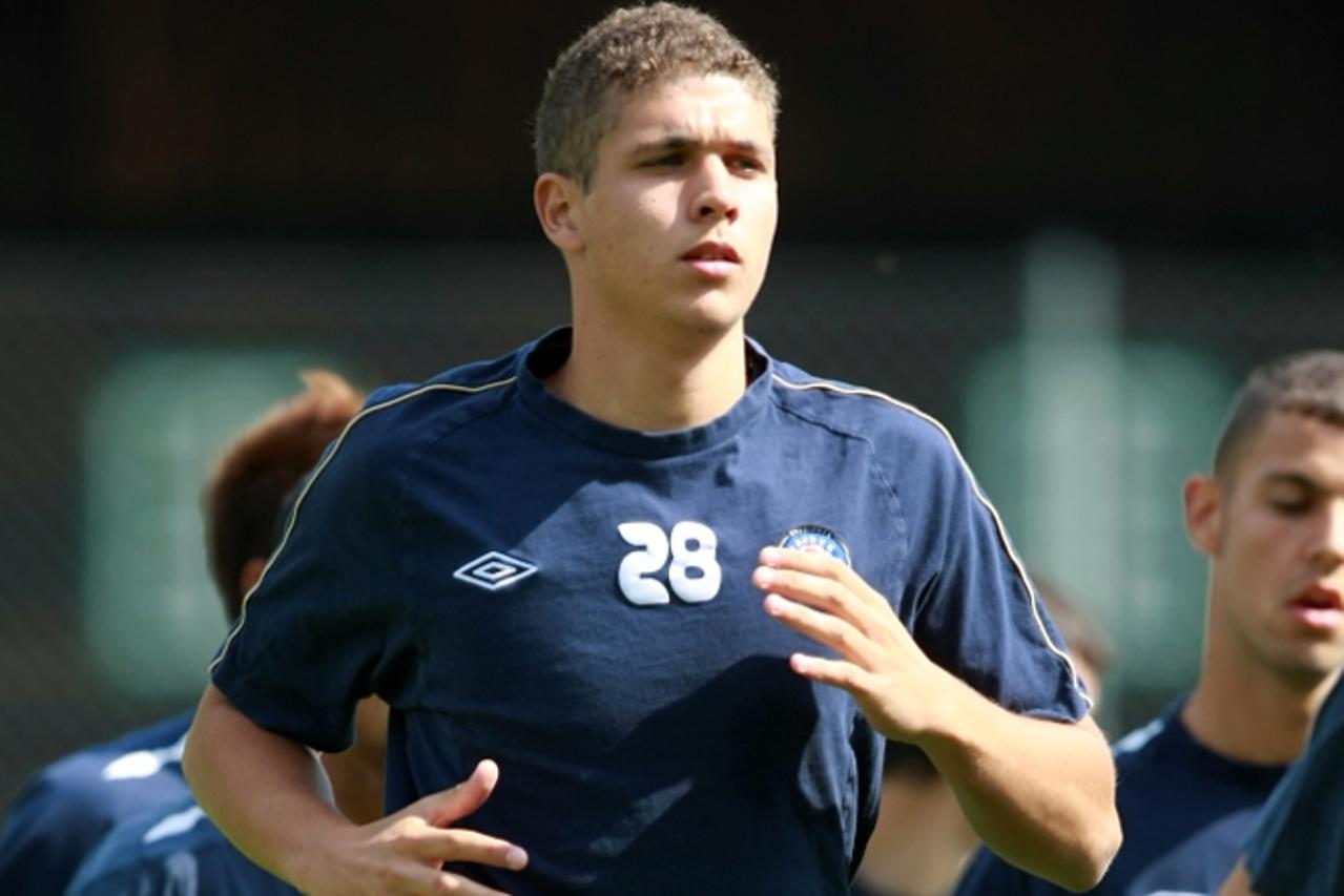 mario jelavić