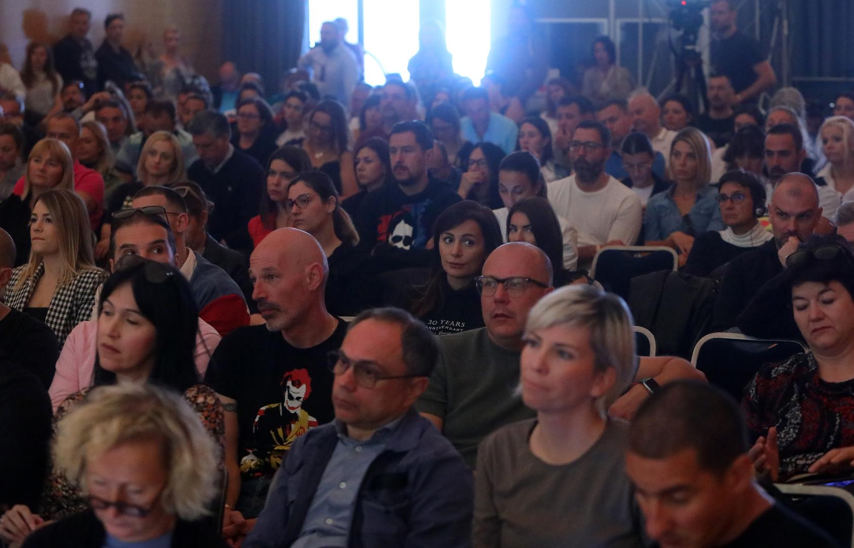 24.09.2022., Rovinj - 15. Weeken Media festival, Dvorana Vikendica, panel Smrt cinjenica, panelisti: Marijana Grbesa, Ksenija Kardum, Drazen Klaric i Ognian Zlatev, moderator Tihomir Ladisic. Photo: Kristina Stedul Fabac/PIXSELL