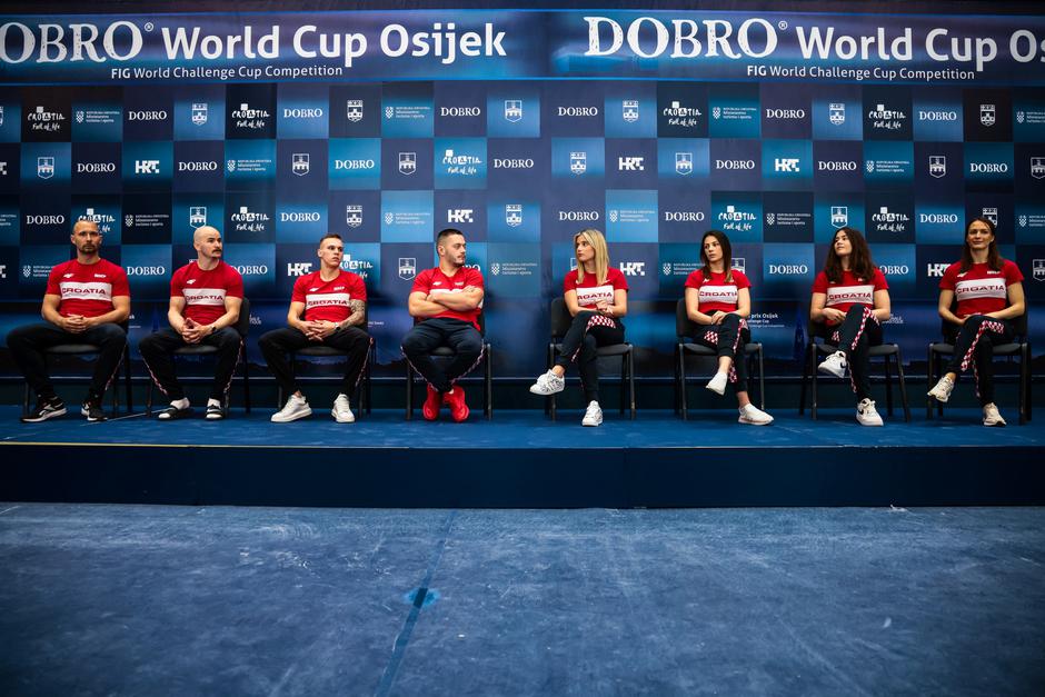 DOBRO World Cup