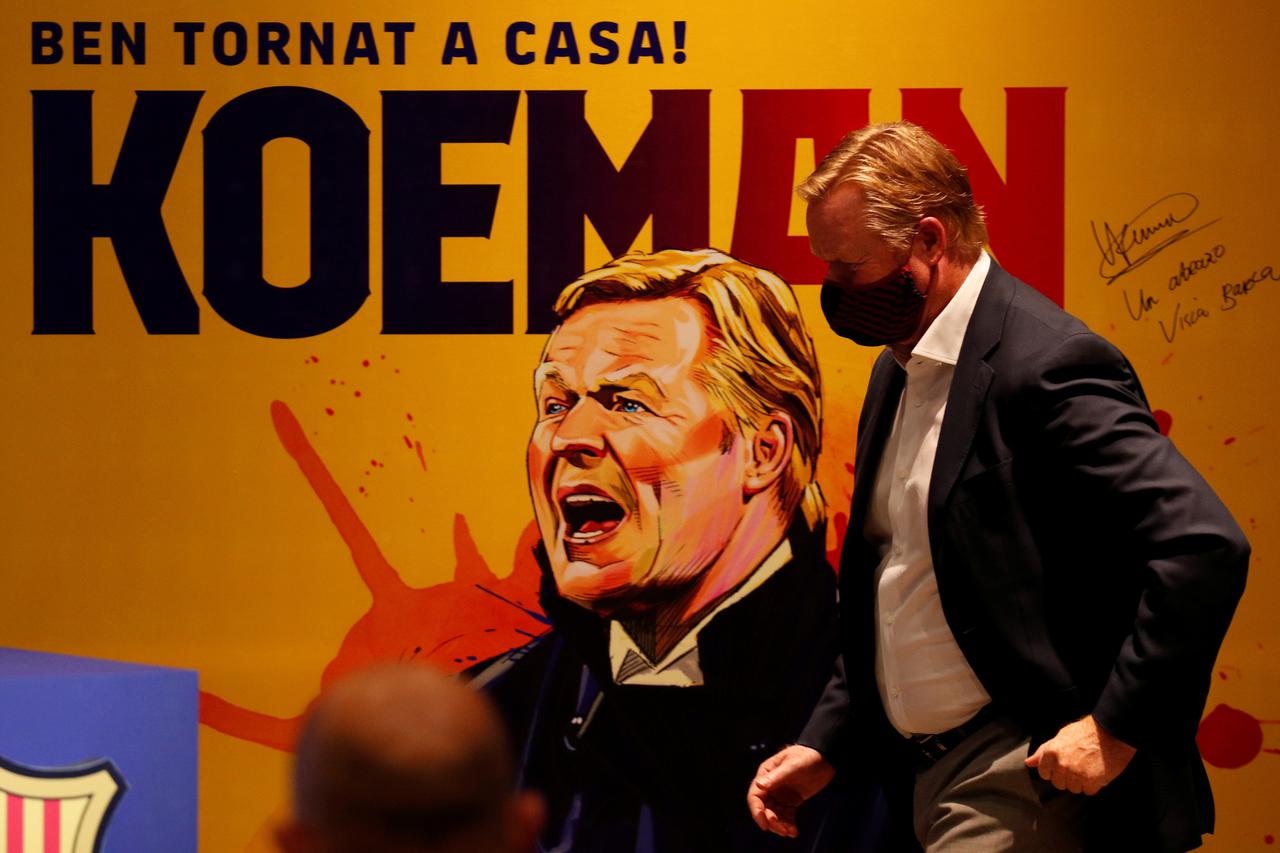 Barcelona unveil new coach Ronald Koeman