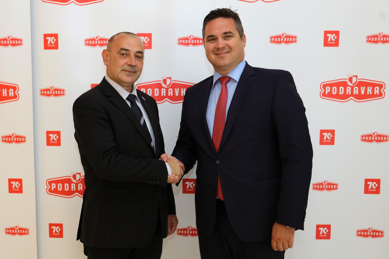 Ministar hrvatskih branitelja Tomo Medved i predsjednik Uprave Podravke Marin Pucar