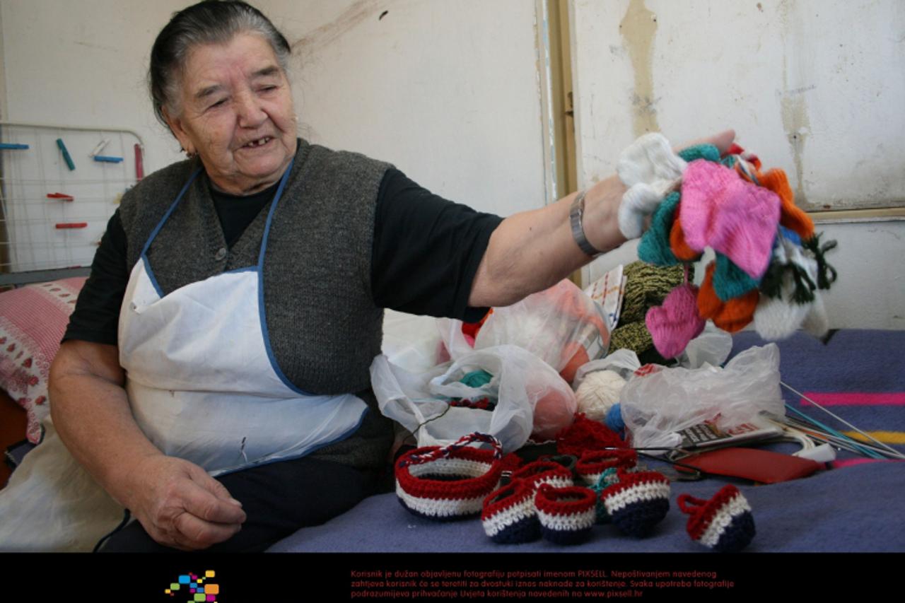 '21.12.2011., Karlovac - Katarina Gasparovic u sklonistu za beskucnike. Photo: Dominik Grguric/PIXSELL'
