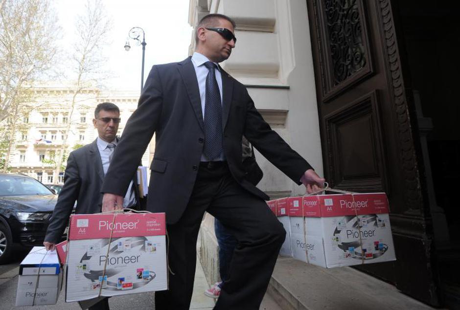 Istražitelji USKOK-a donose spise na Županijski sud