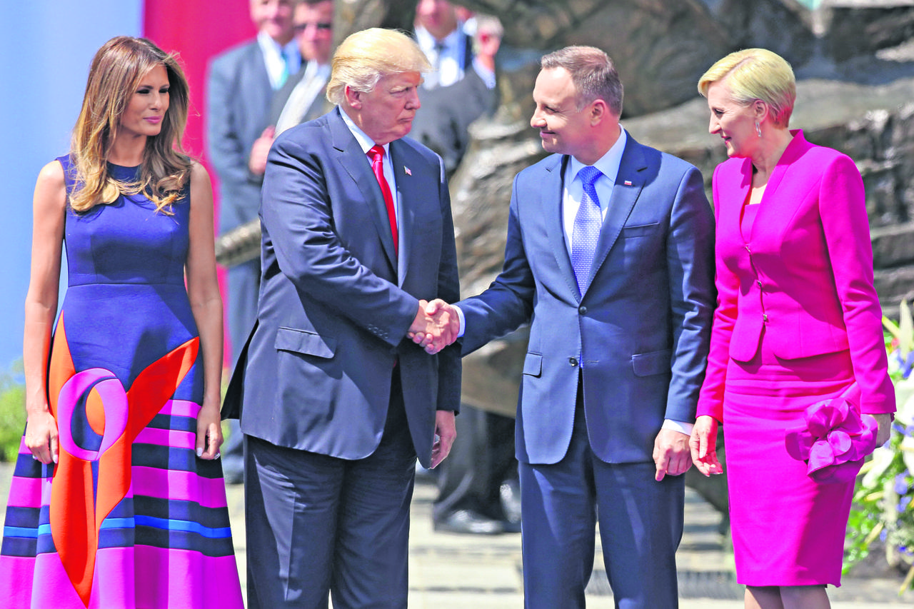 Kad je američki predsjednik Donald Trump u srpnju posjetio Varšavu, nahvalio je domaćine toliko da su Pravo i pravda doživjeli Trumpov govor kao potvrdu ispravnosti svih njihovih poteza