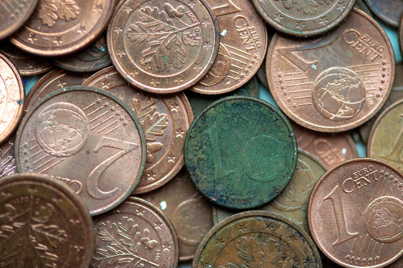 29 January 2020, Saxony-Anhalt, Magdeburg: Euro cent coins lie on top of each other on a table. Photo: Klaus-Dietmar Gabbert/dpa-Zentralbild/ZB /DPA/PIXSELL
