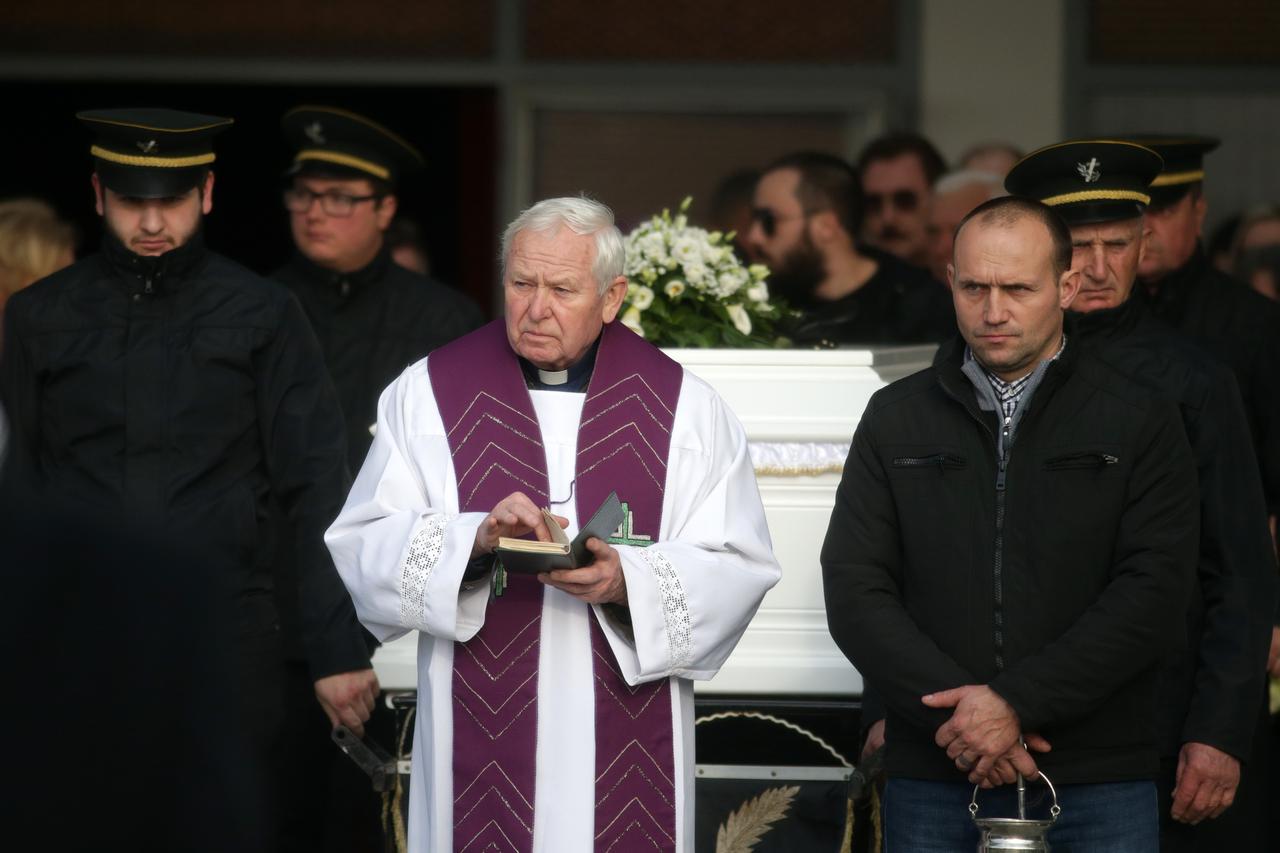 Pogreb Jasmine Dominić, nestale prije 19 godina