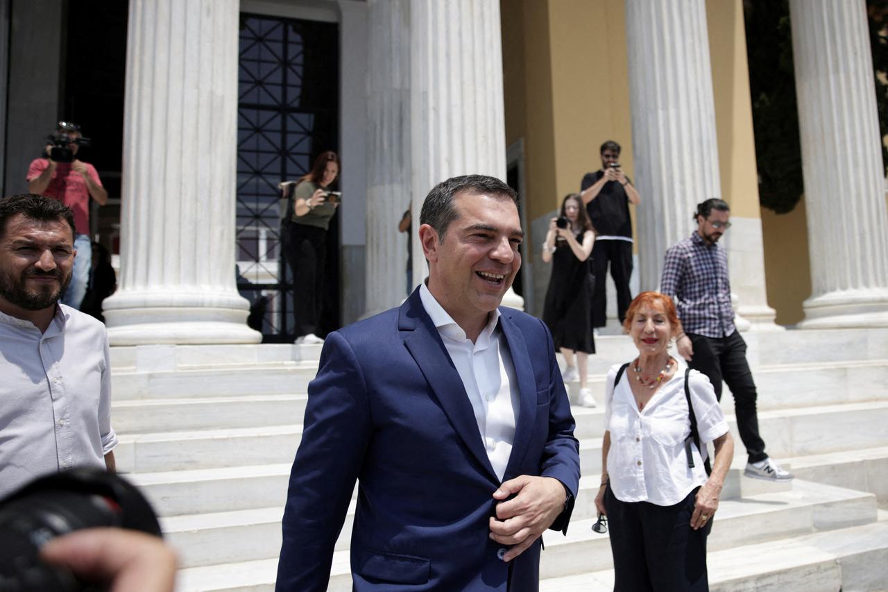 storyeditor/2025-12-04/tsipras.jpg