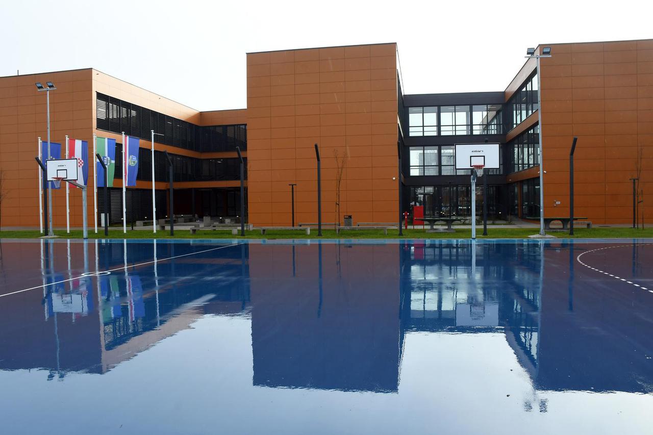 Sisak: Svečano otvorenje Osnovne škole Galdovo