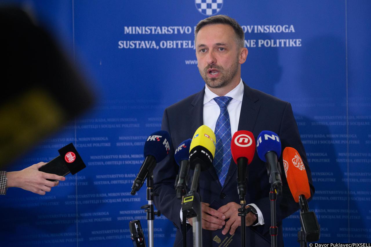 Zagreb: Izjava ministra Piletića nakon drugog sastanka pregovaračkih odbora Vlade RH i predstavnika sindikata