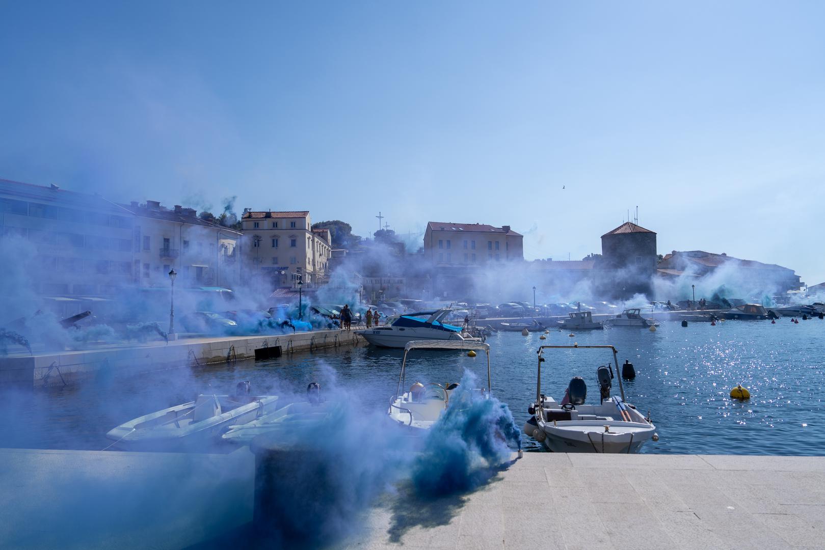 Bad Blue Boysi su, u svom prepoznatljivom stilu, u potpunosti preuzeli grad pod Nehajem, stvorivši atmosferu kakva se rijetko viđa