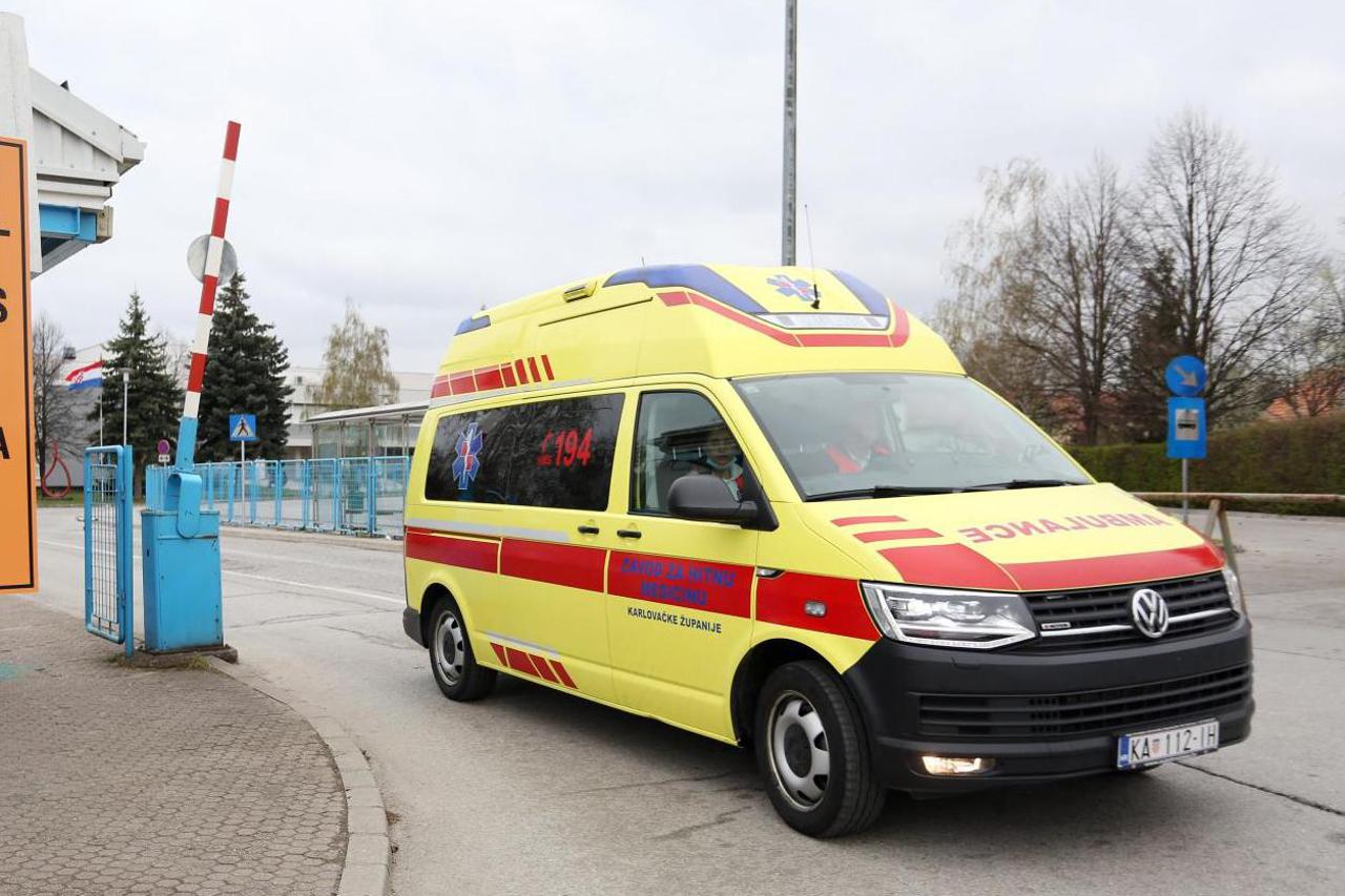 Opća bolnica u Karlovcu zabranila fotografiranje i korištenje mobitela