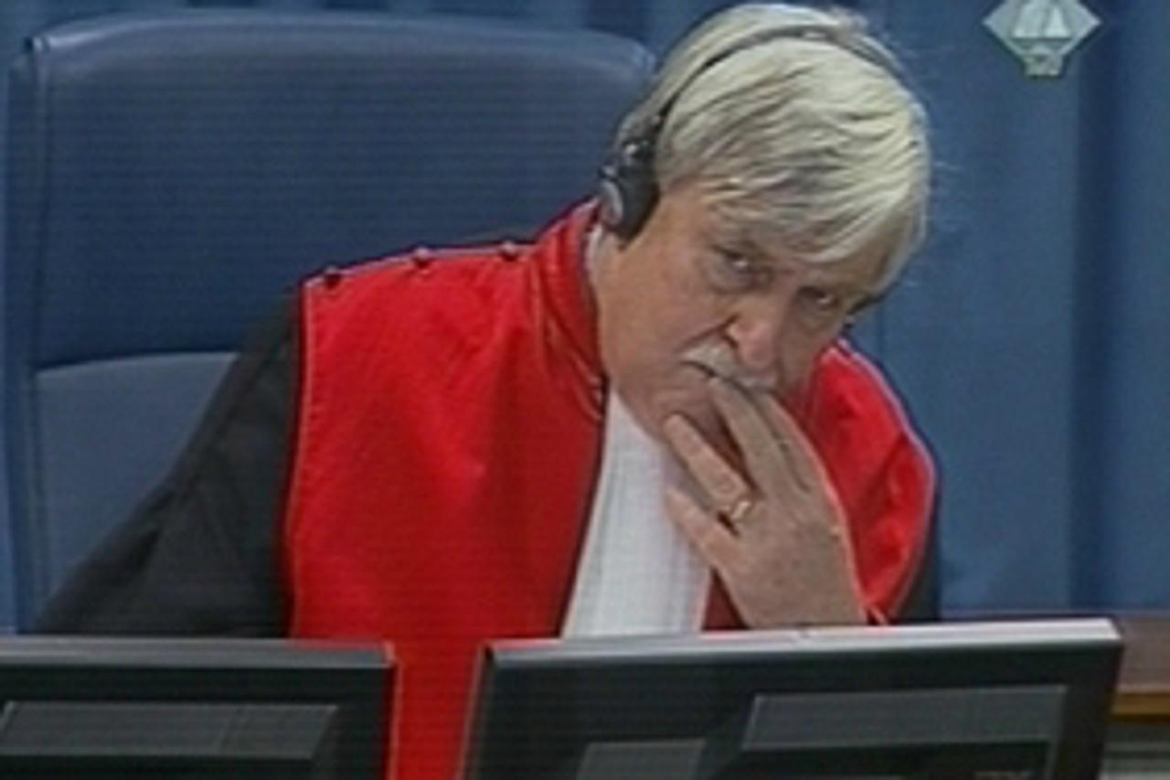 sudj-sudac-txt.jpg