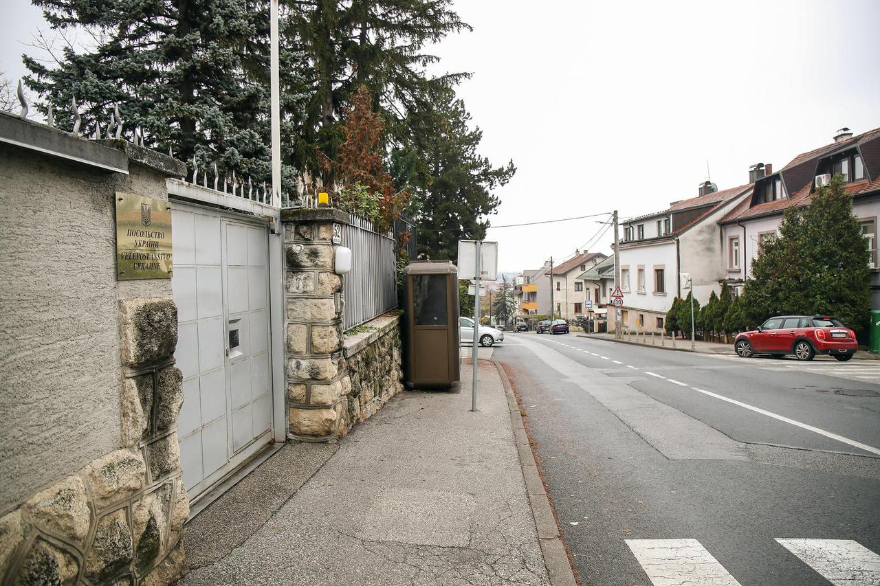 Ukrajinsko veleposlanstvo u Zagrebu dobilo paket sa životinjskim očima