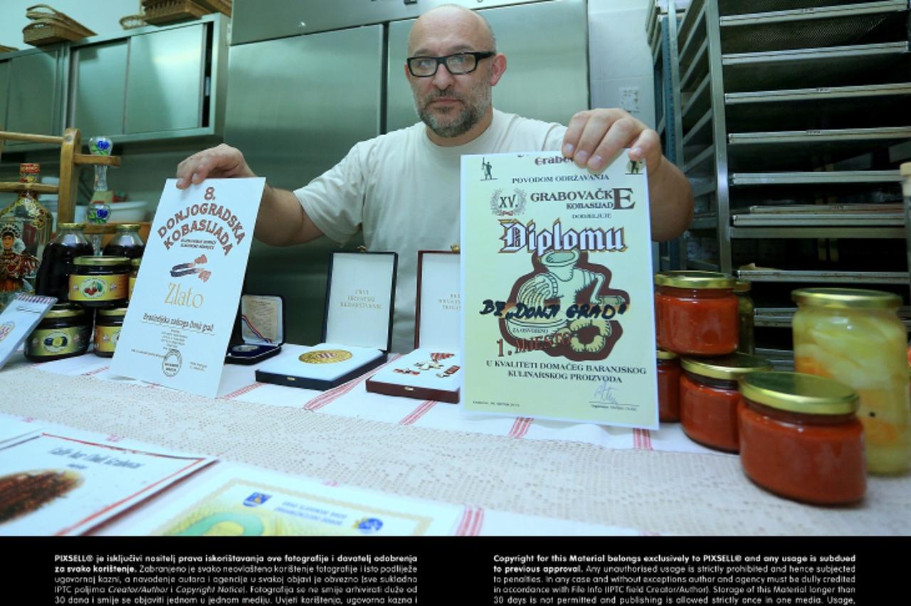 '17.09.2013., Osijek - Braniteljska zadruga Donji grad bavi se proizvodnjom domace hrane. Vladimir Flatscher. Photo: Davor Javorovic/PIXSELL'
