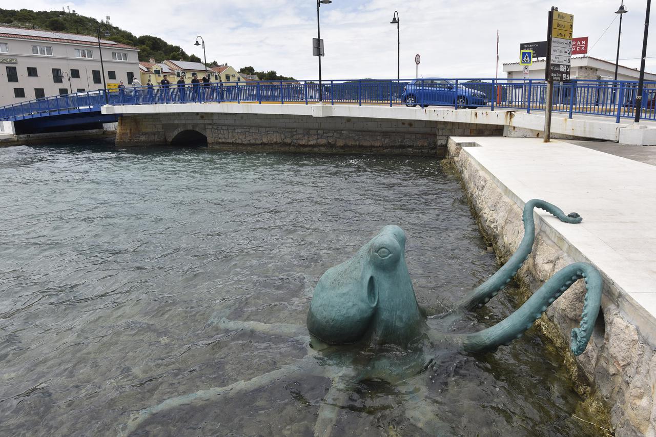 TURISTIČKA PATROLA Tisno