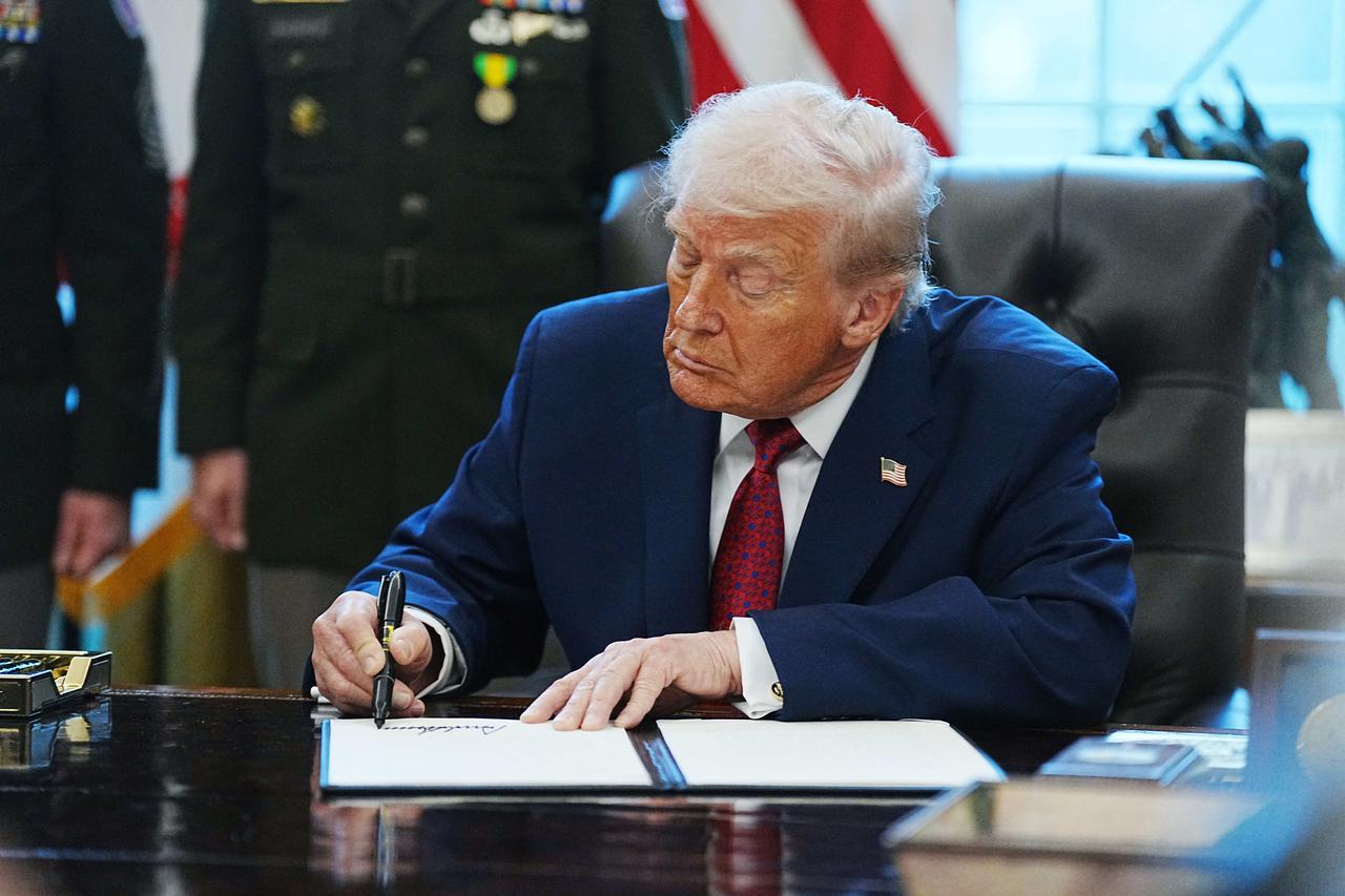Trump Announces Border Defense Medals