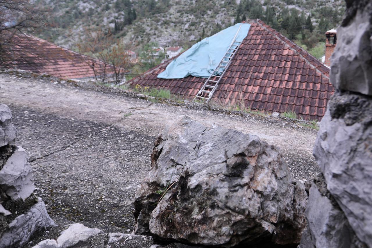 U potresu preminula 27-godišnjakinja iz Stoca, više osoba ozlijeđeno