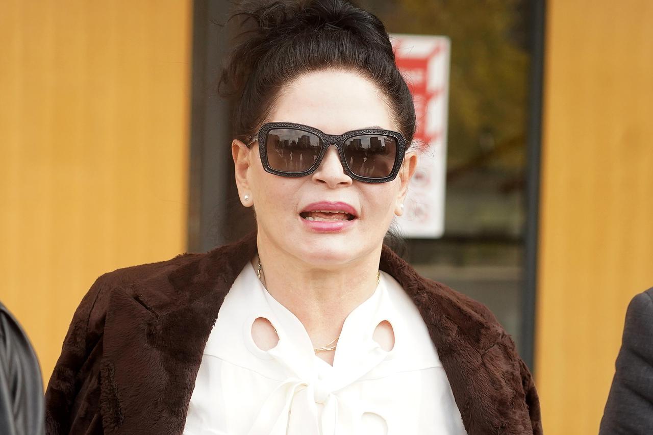 Beograd: Kićina "divna crna žena" na sudu s Miroslavom Ilićem zbog utvrđivanja očinstva