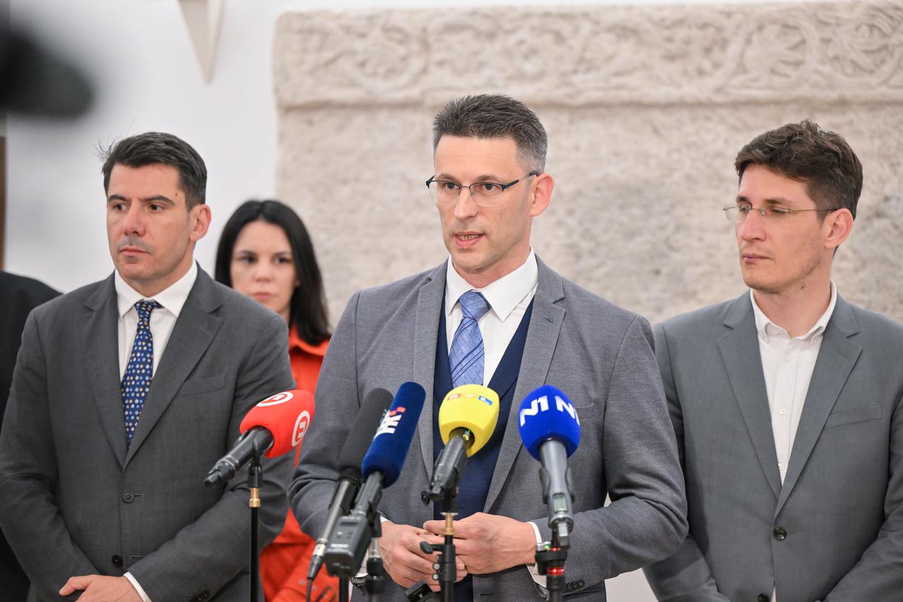 Zagreb: Stranka Most predala je kandidacijske liste za Europski parlament