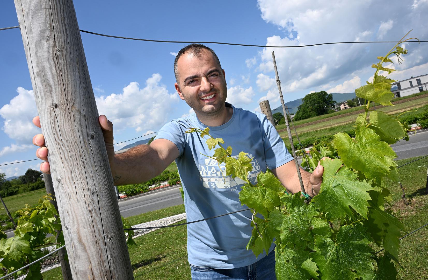  Perivoj dvorca Erdödy nosi titulu najljepšeg parka u Hrvatskoj, tamo
je i ribnjak, otok u obliku slova J (kao Jastrebarsko), a u gradu je i restoran Korak s
Michelinovom zvjezdicom koju Jaskanci, uz Zagreb, imaju jedini na kontinentu