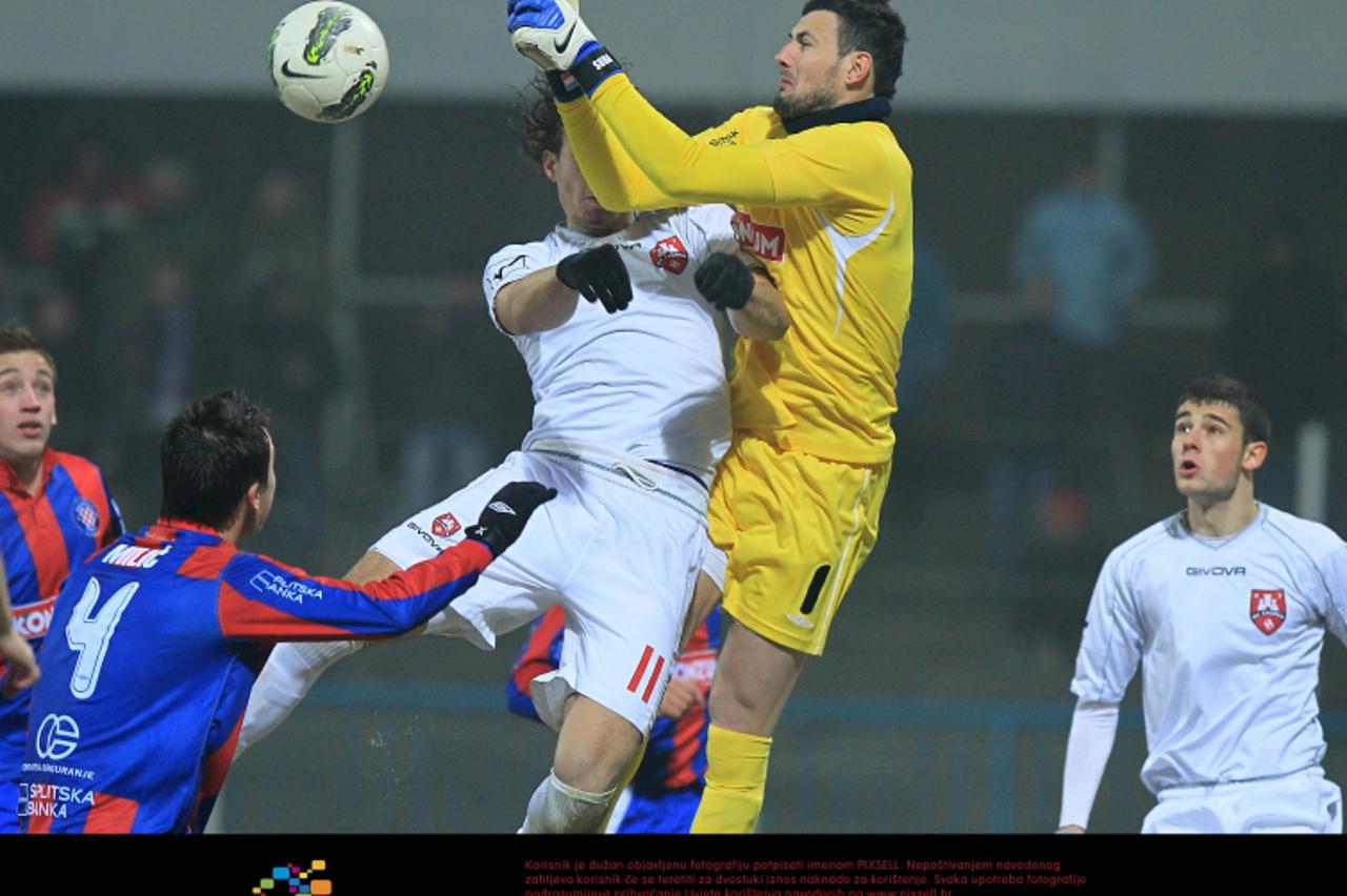 '30.11.2011., Zagreb - Uzvratna utakmica 1/4 finala hrvatskog nogometnog kupa, NK Zagreb - HNK Hajduk. Danijel Subasic. Photo: Antonio Bronic/PIXSELL'