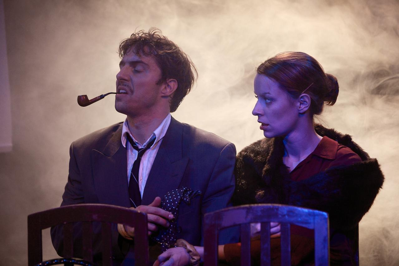 Ludens teatra, 39 stepenica,