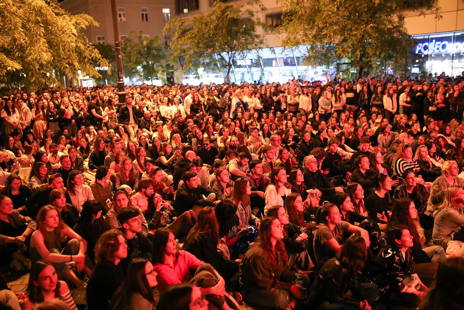 Zagreb: Gledanje finalne večeri Eurosonga na Europskom trgu